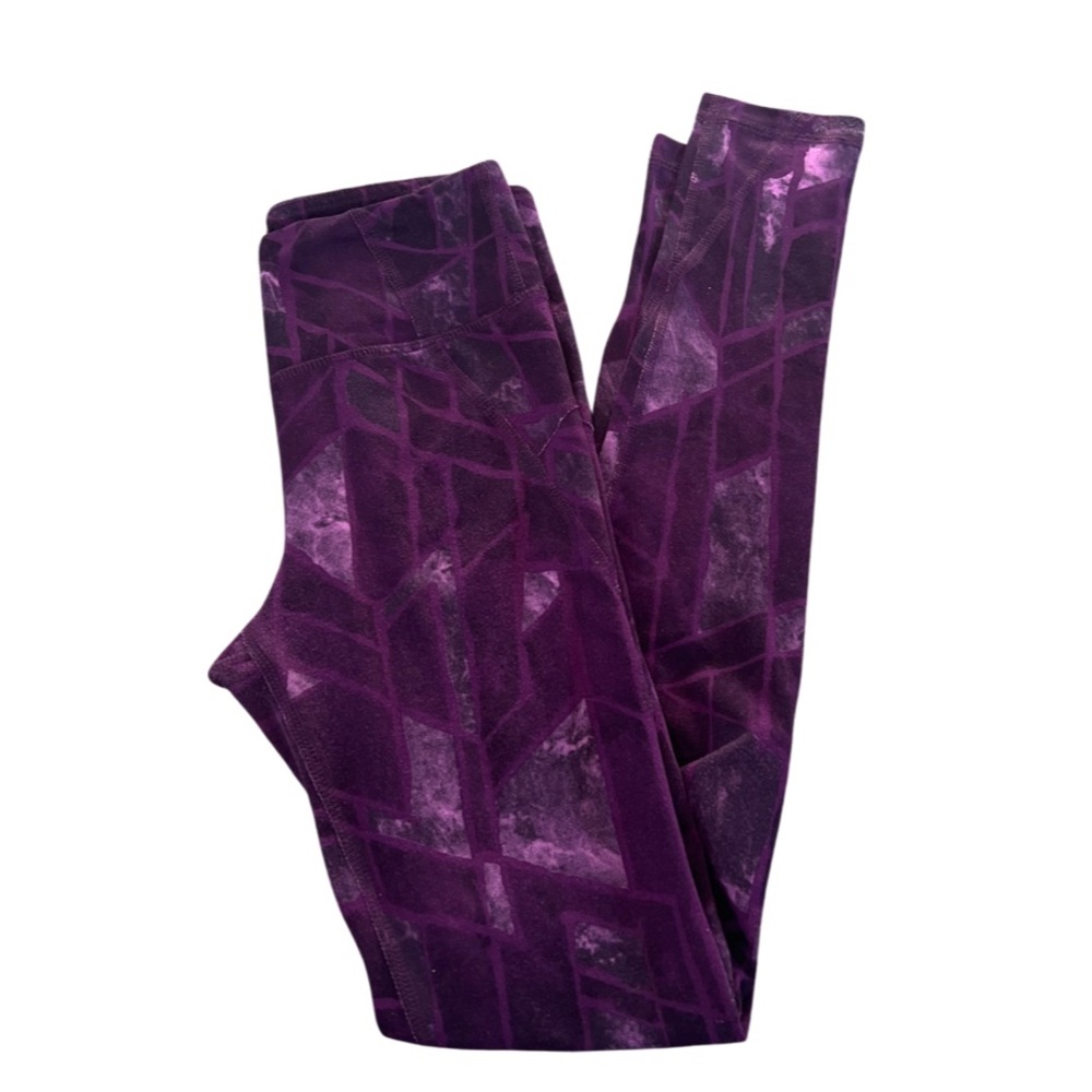 Zobha Leggings in a fun purple pattern!
